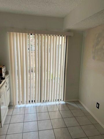 3252 Windchase Boulevard 515, Houston, TX 77082