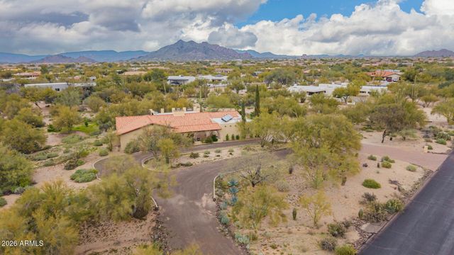 5022 E CALLE DE LOS FLORES --, Cave Creek, AZ 85331