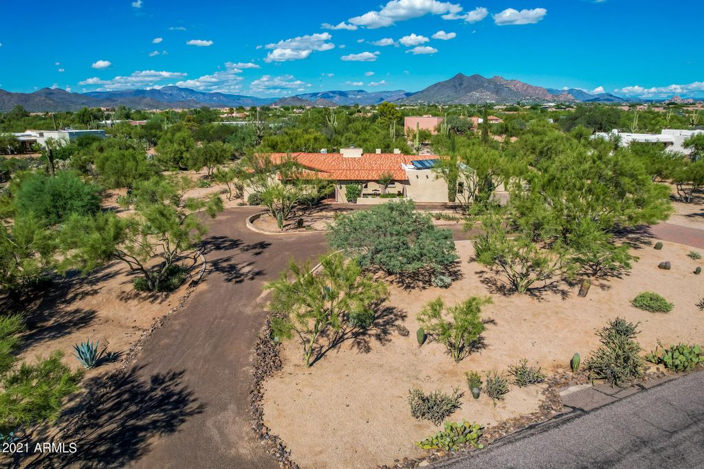 5022 E CALLE DE LOS FLORES --, Cave Creek, AZ 85331