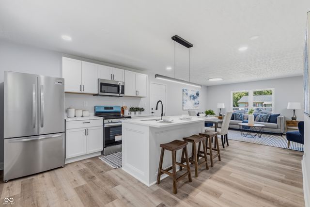 3930 Chateau Drive, Indianapolis, IN 46226