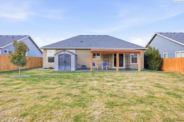 3919 Charleston, Pasco, WA 99301