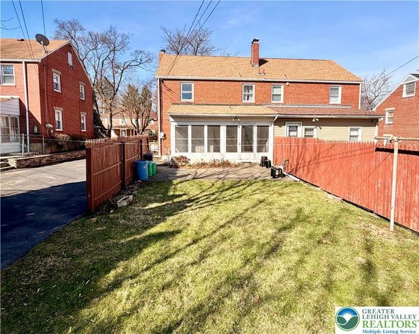 1610 Coronado Street, Allentown City, PA 18103