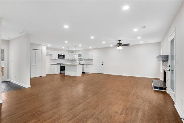 3251 Stoney Acres NW Drive, Kennesaw, GA 30152