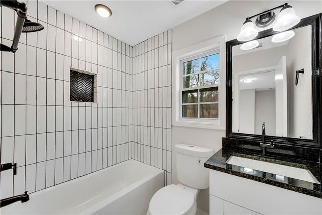 3251 Stoney Acres NW Drive, Kennesaw, GA 30152