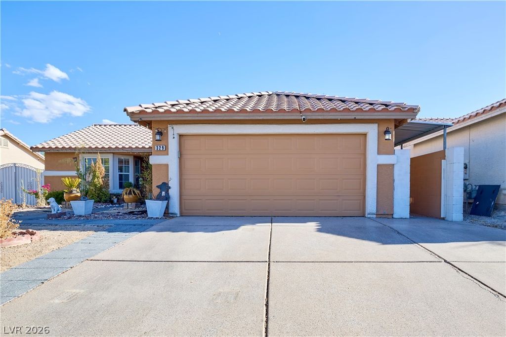 329 Casa Del Norte Drive, North Las Vegas, NV 89031 — photo 2