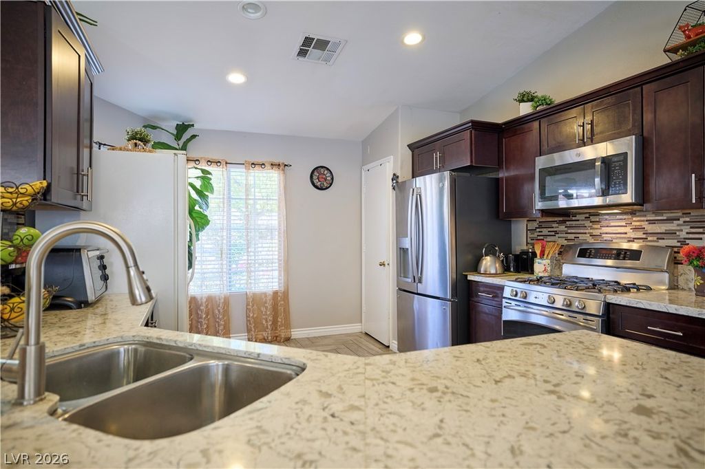 329 Casa Del Norte Drive, North Las Vegas, NV 89031 — photo 5