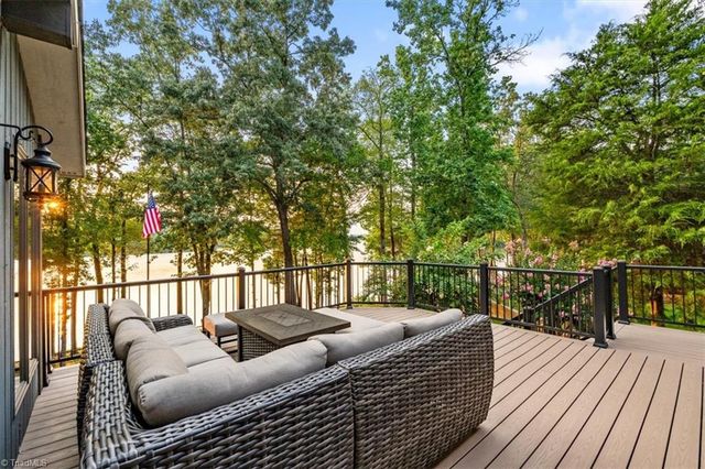 3905 Oak Hollow Drive, High Point, NC 27265
