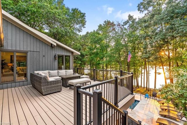 3905 Oak Hollow Drive, High Point, NC 27265