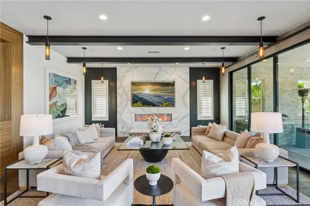 127 Lanzon, Irvine, CA 92602