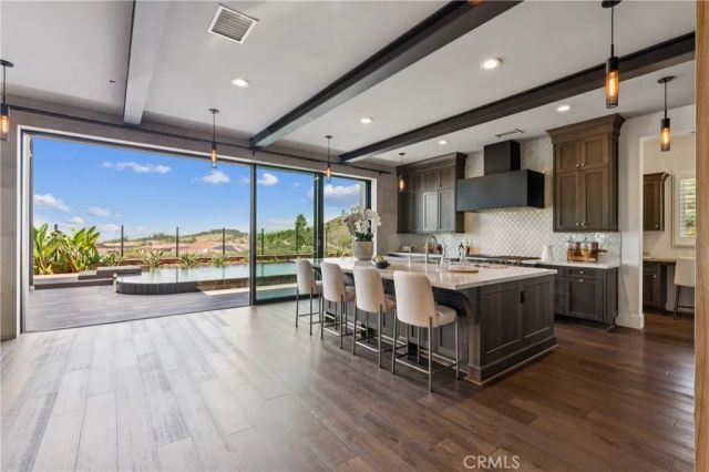 127 Lanzon, Irvine, CA 92602