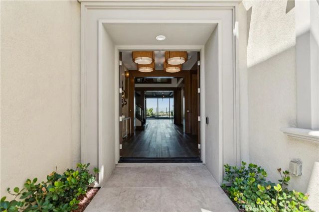 127 Lanzon, Irvine, CA 92602