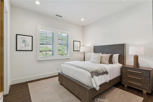 127 Lanzon, Irvine, CA 92602