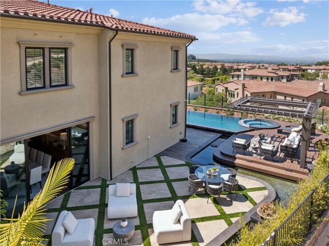 127 Lanzon, Irvine, CA 92602
