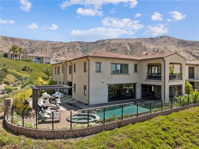 127 Lanzon, Irvine, CA 92602