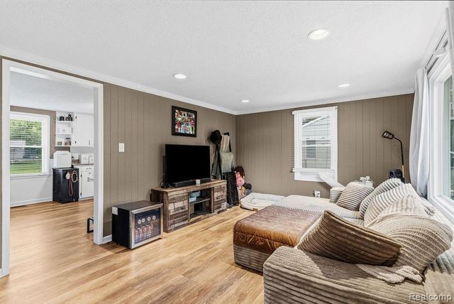 7101 Alger Drive, Davison Township, MI 48423