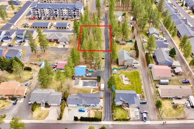 1516 E Center Rd, Spokane, WA 99208