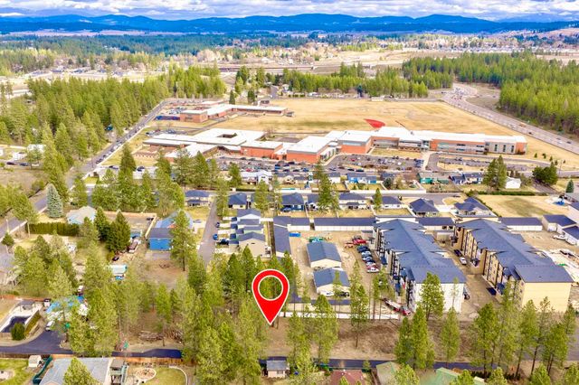 1516 E Center Rd, Spokane, WA 99208