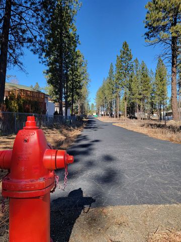 1516 E Center Rd, Spokane, WA 99208