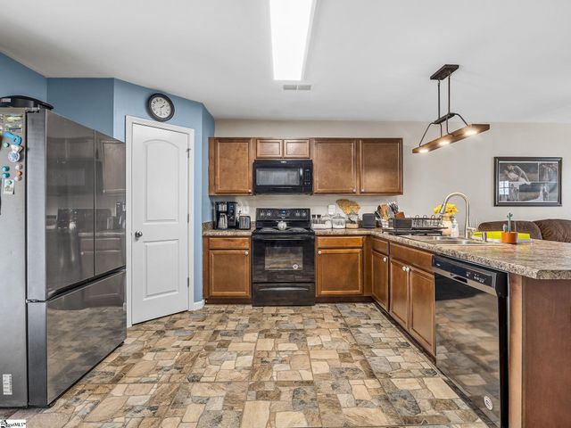 98 Lyman Lake Road, Lyman, SC 29365