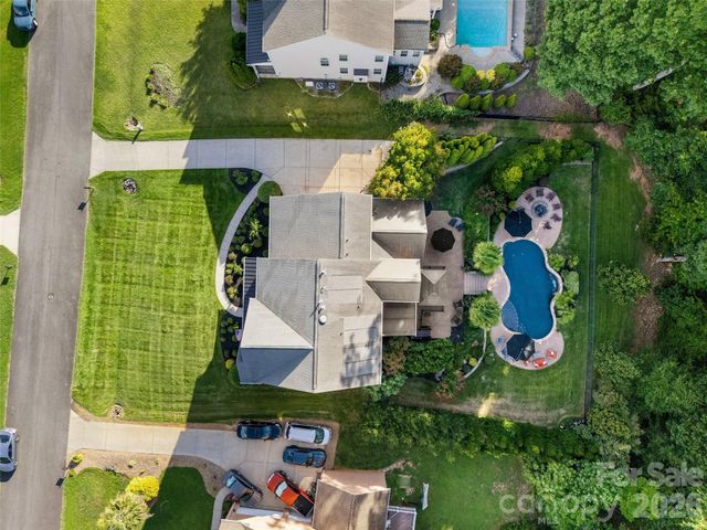 233 Squirrel Lane, Clover, SC 29710
