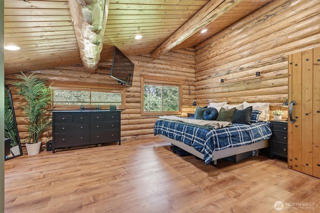 34184 SE 327th Place, Ravensdale, WA 98051
