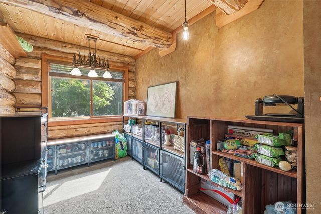 34184 SE 327th Place, Ravensdale, WA 98051