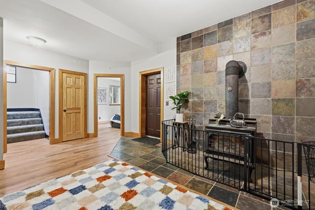 34184 SE 327th Place, Ravensdale, WA 98051
