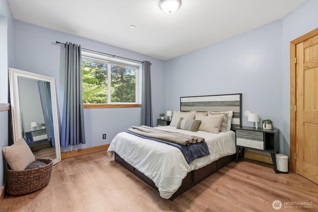 34184 SE 327th Place, Ravensdale, WA 98051