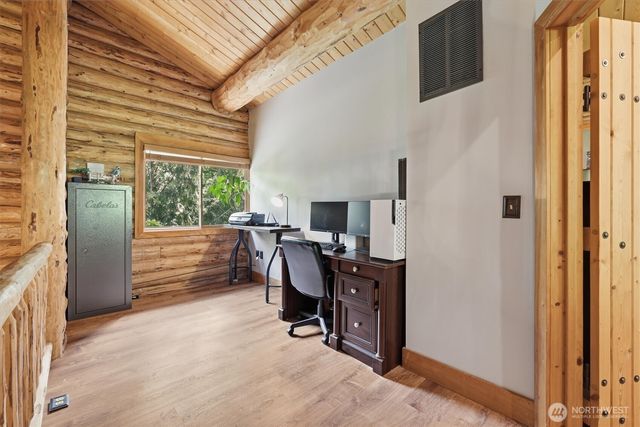 34184 SE 327th Place, Ravensdale, WA 98051