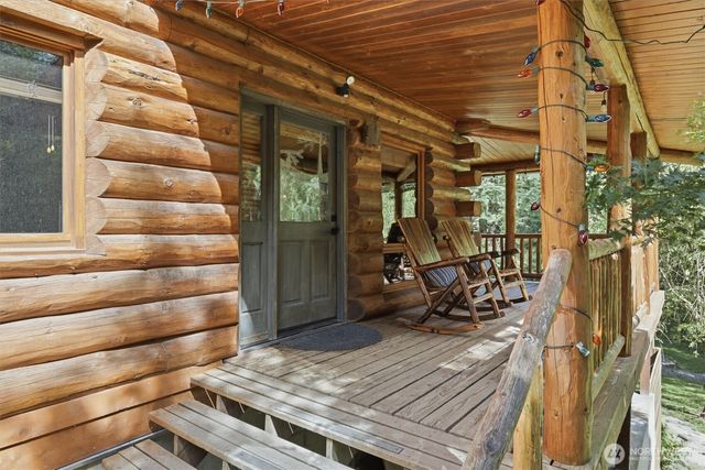 34184 SE 327th Place, Ravensdale, WA 98051