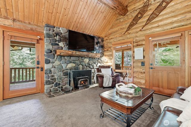34184 SE 327th Place, Ravensdale, WA 98051