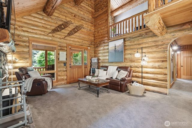 34184 SE 327th Place, Ravensdale, WA 98051