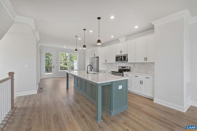 110 PARK RIDGE DR, Crozet, VA 22932