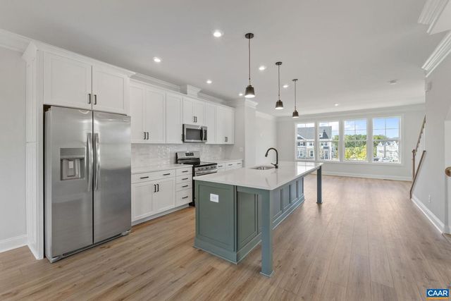 110 PARK RIDGE DR, Crozet, VA 22932