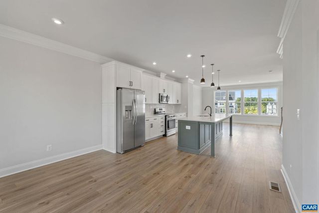 110 PARK RIDGE DR, Crozet, VA 22932