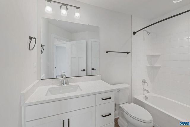 110 PARK RIDGE DR, Crozet, VA 22932