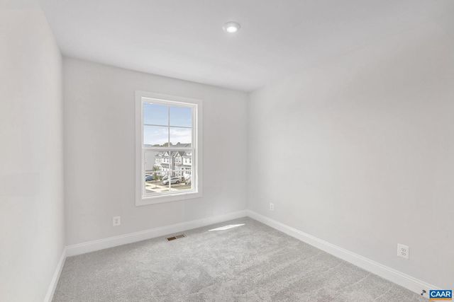 110 PARK RIDGE DR, Crozet, VA 22932