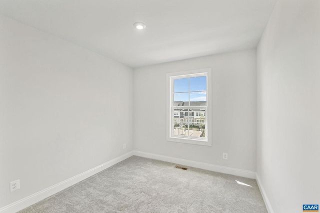 110 PARK RIDGE DR, Crozet, VA 22932