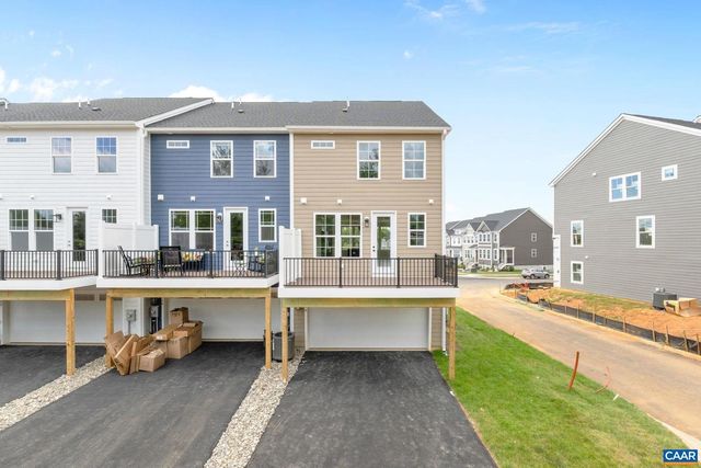 110 PARK RIDGE DR, Crozet, VA 22932