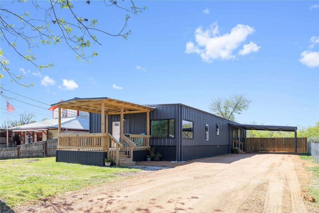 1111 Magnolia Street, Brownwood, TX 76801