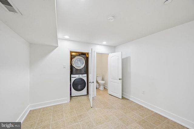 2321 E THOMPSON ST, Philadelphia, PA 19125