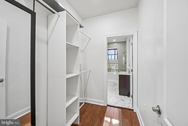 2321 E THOMPSON ST, Philadelphia, PA 19125