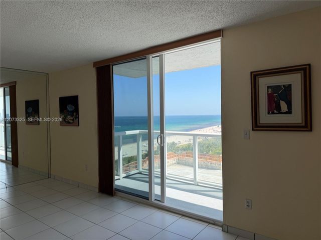 2457 Collins Avenue 1405, Miami Beach, FL 33140