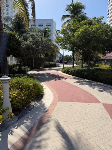 2457 Collins Avenue 1405, Miami Beach, FL 33140