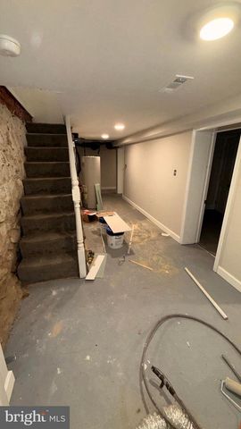2104 PRESSTMAN ST, Baltimore, MD 21217