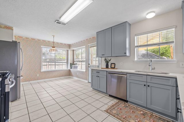 8727 Orchard Lane, La Porte, TX 77571