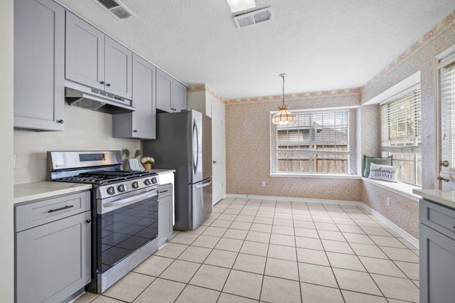 8727 Orchard Lane, La Porte, TX 77571