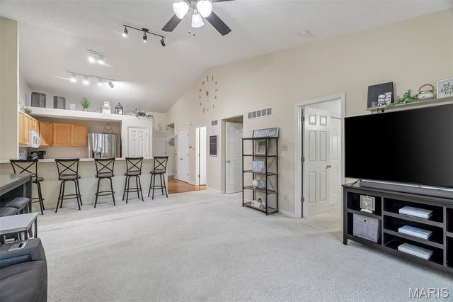 1535 Rosedale Drive 74B, O'fallon, MO 63366