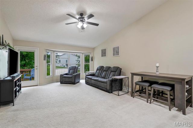 1535 Rosedale Drive 74B, O'fallon, MO 63366