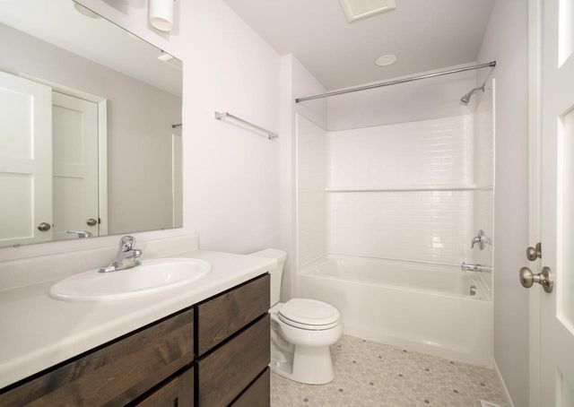 808 Indigo Lane, Waunakee, WI 53597